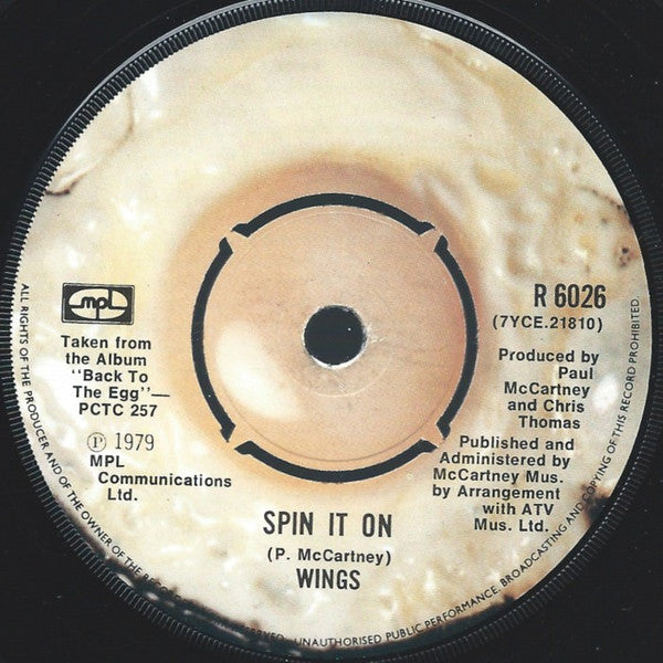 Wings (2) : Old Siam, Sir (7", Single)