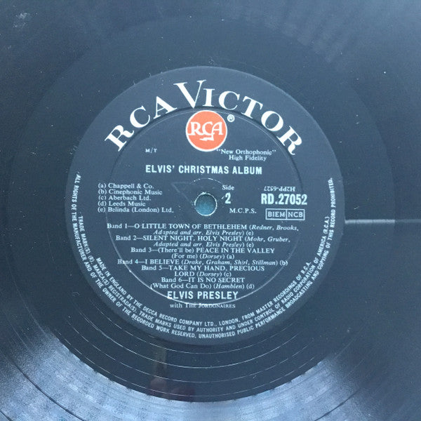 Elvis Presley : Elvis’ Christmas Album (LP, Album, RE)