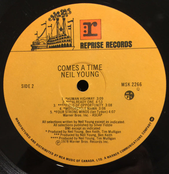 Neil Young : Comes A Time (LP, Album, Qua)