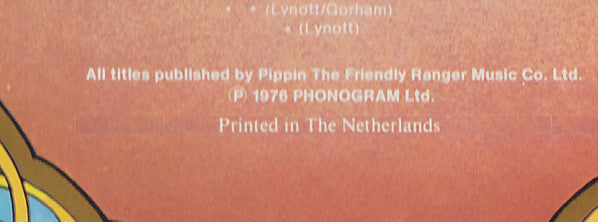 Thin Lizzy : Johnny The Fox (LP, Album, RE)