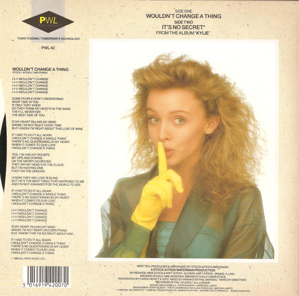 Kylie* : Wouldn't Change A Thing (7", Single, Sil)
