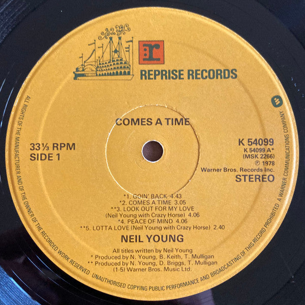 Neil Young : Comes A Time (LP, Album, A4/)