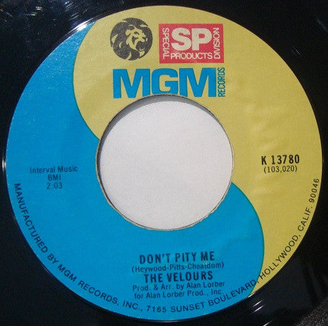 The Velours : I'm Gonna Change / Don't Pity Me (7", Single, RE)