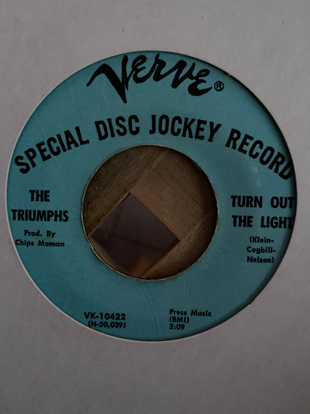 The Triumphs - Walkin’ The Duck
